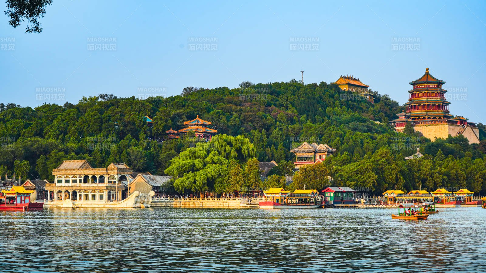 颐和园湖光山色图片