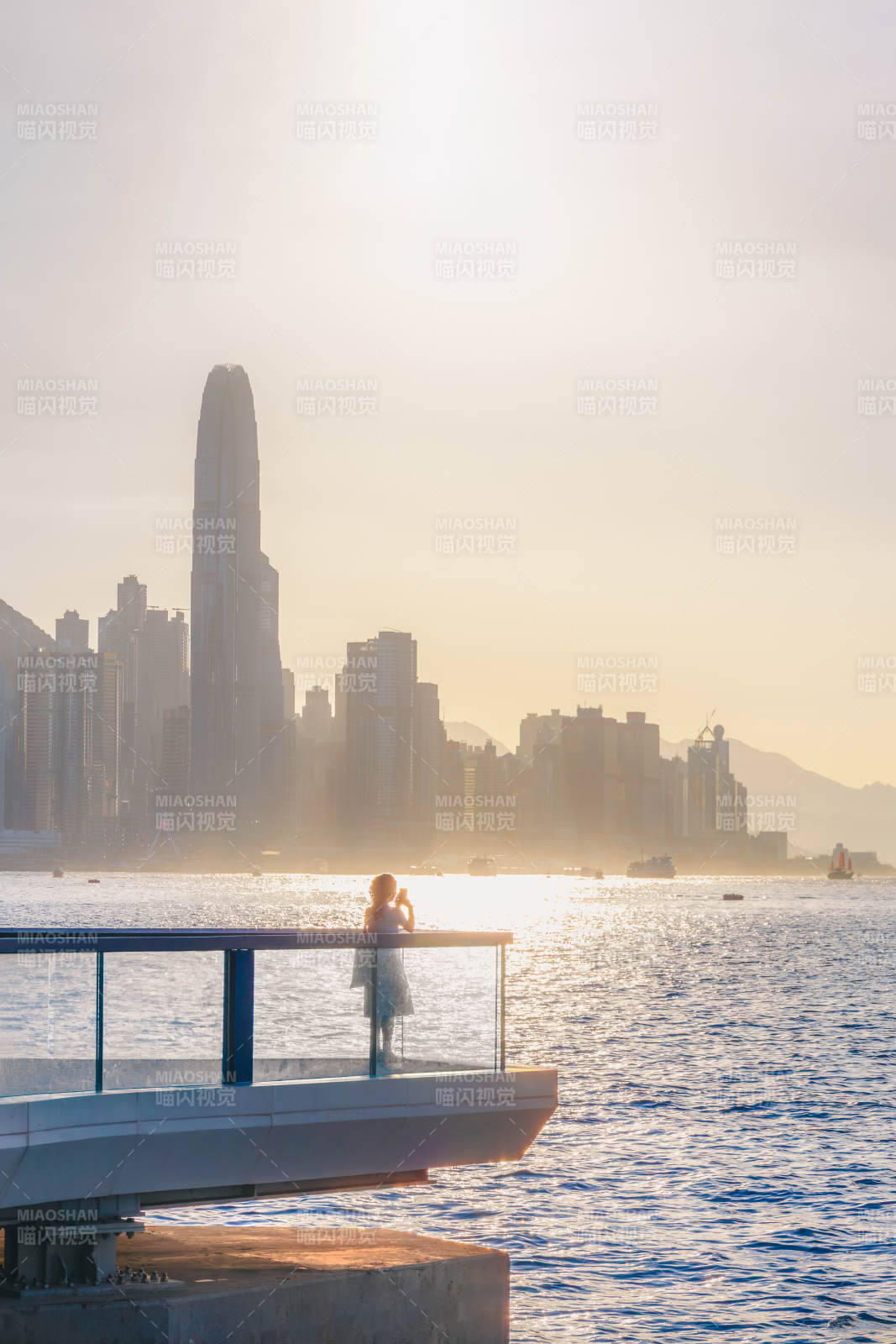 港湾晨曦 静谧如诗图片