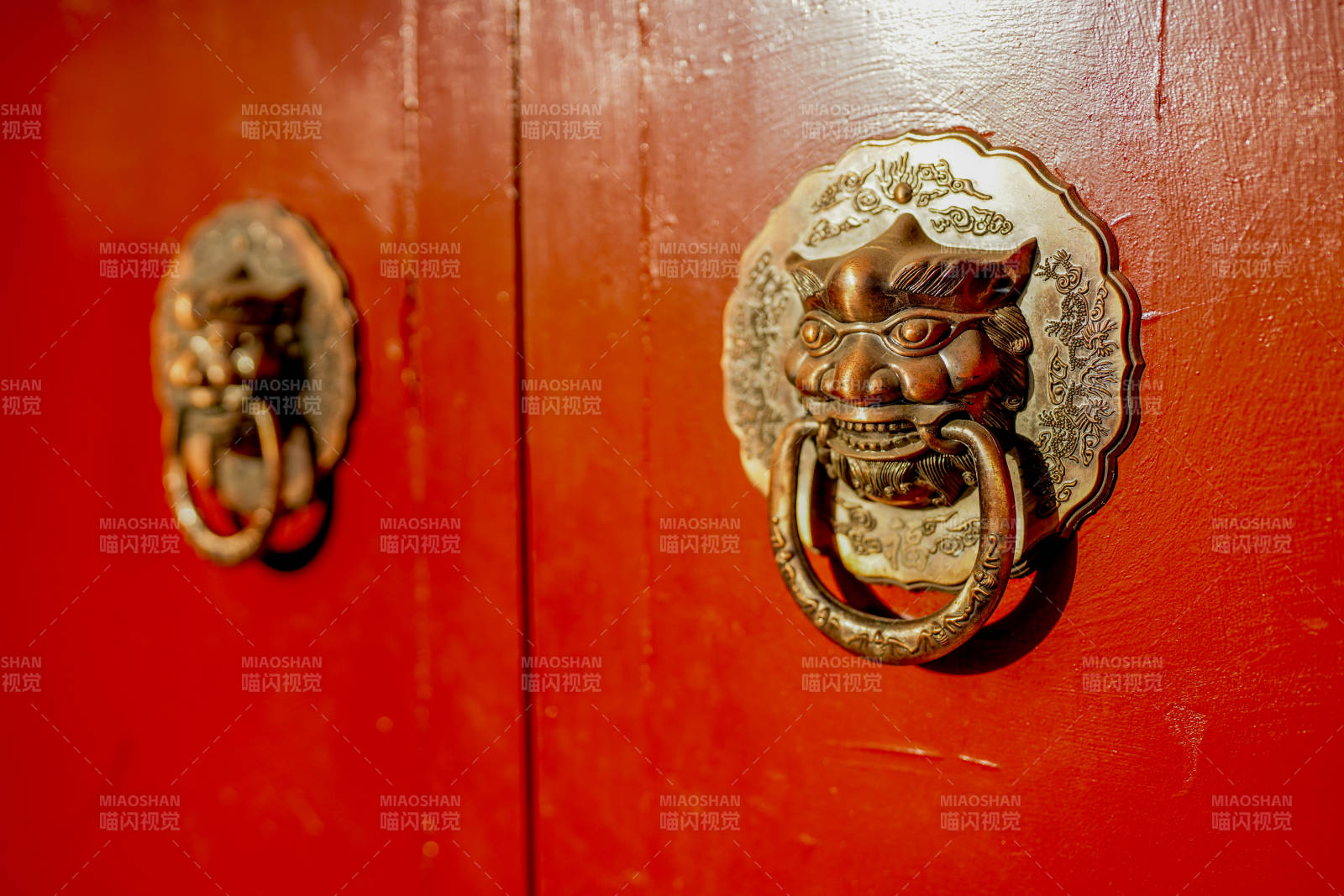 红门铜狮环图片