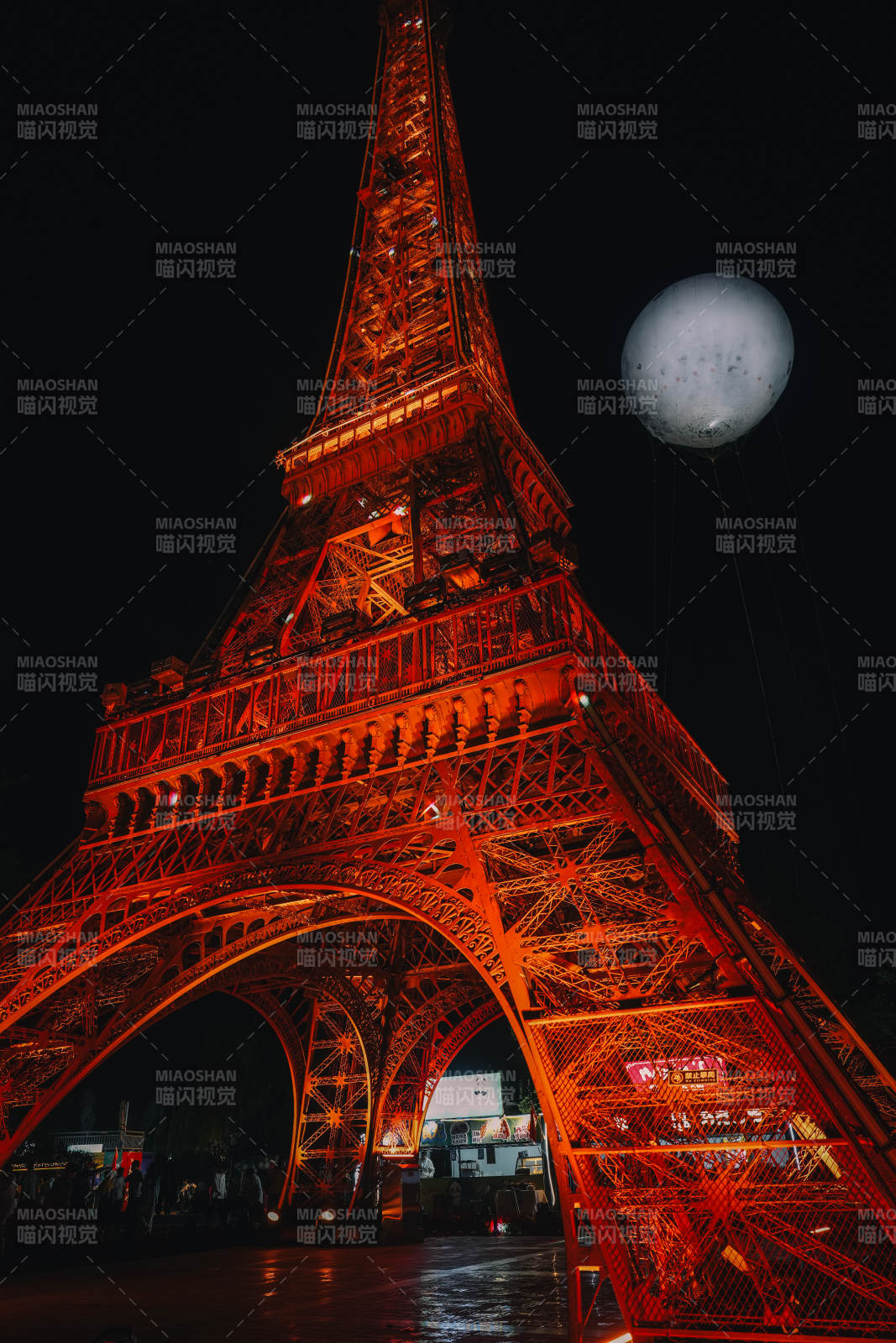 埃菲尔铁塔夜景图片