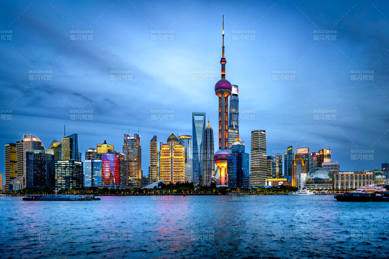 上海夜景璀璨图片