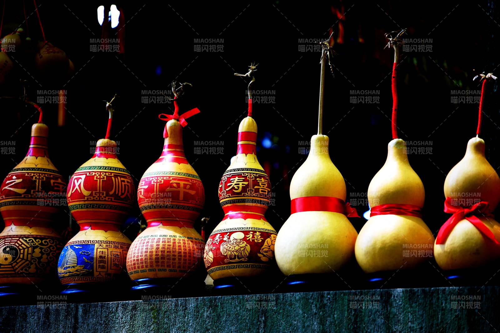 彩绘葫芦摆件图片