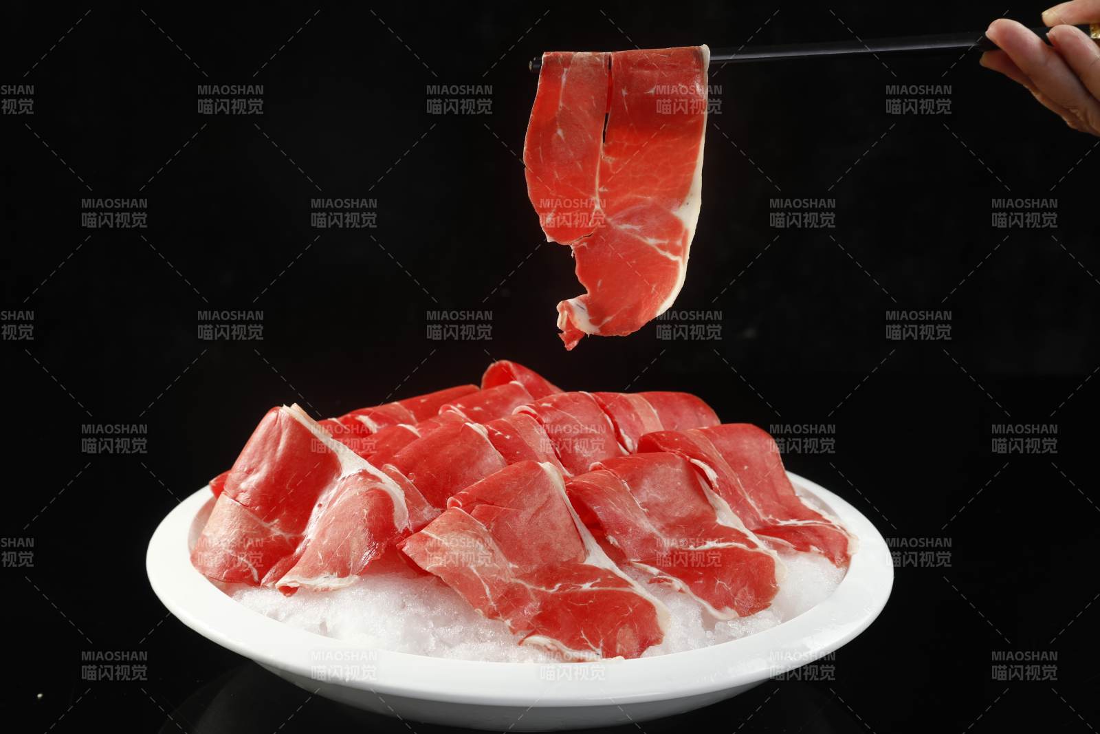 鲜嫩牛肉片图片