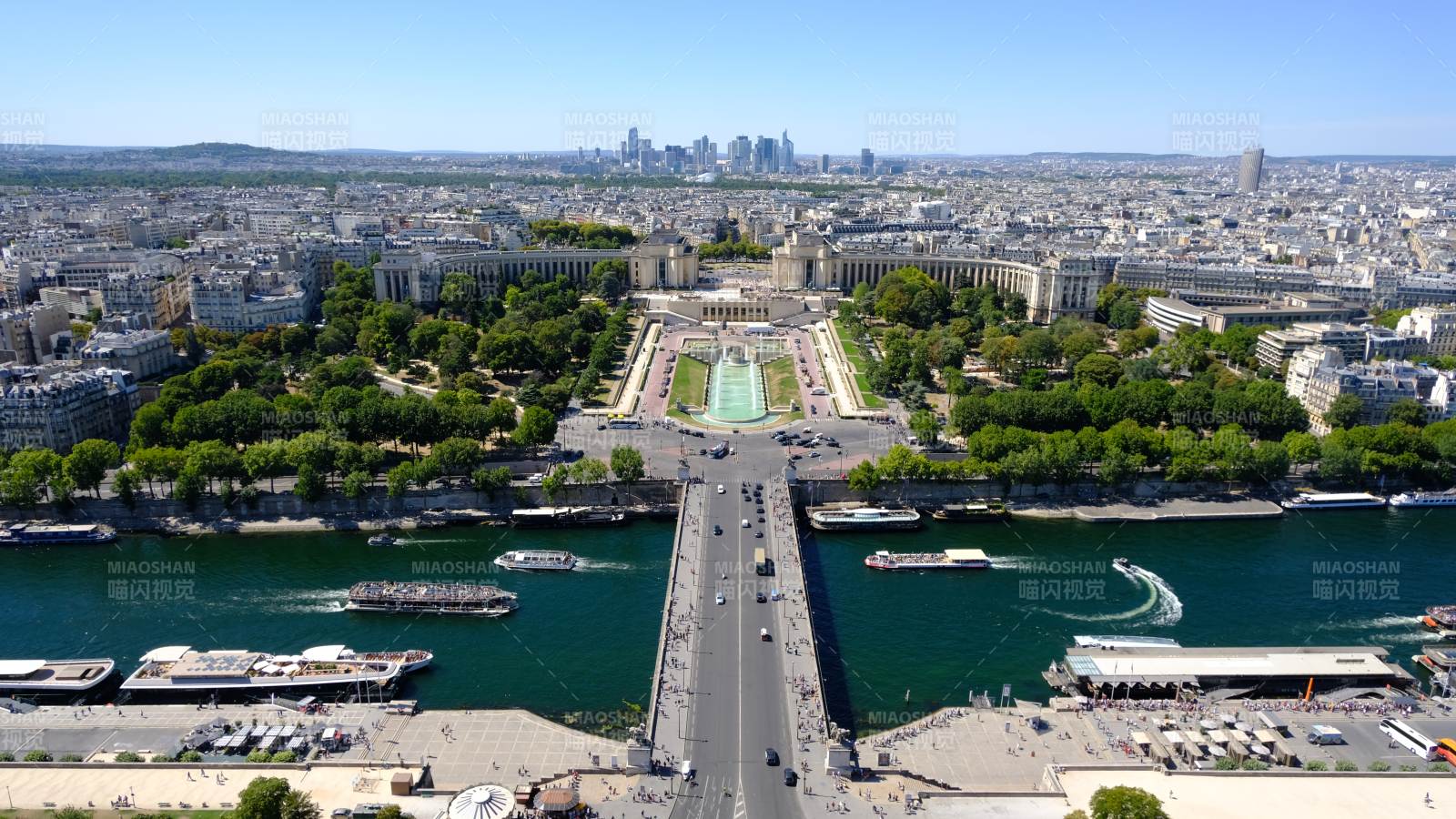 俯瞰巴黎城市风光图片