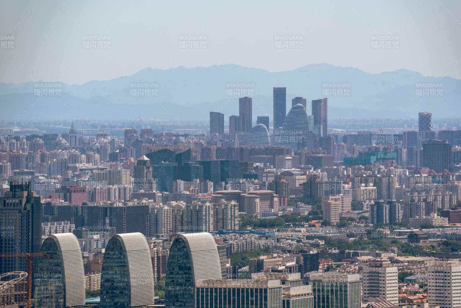 北京西直门城市天际线远景图片