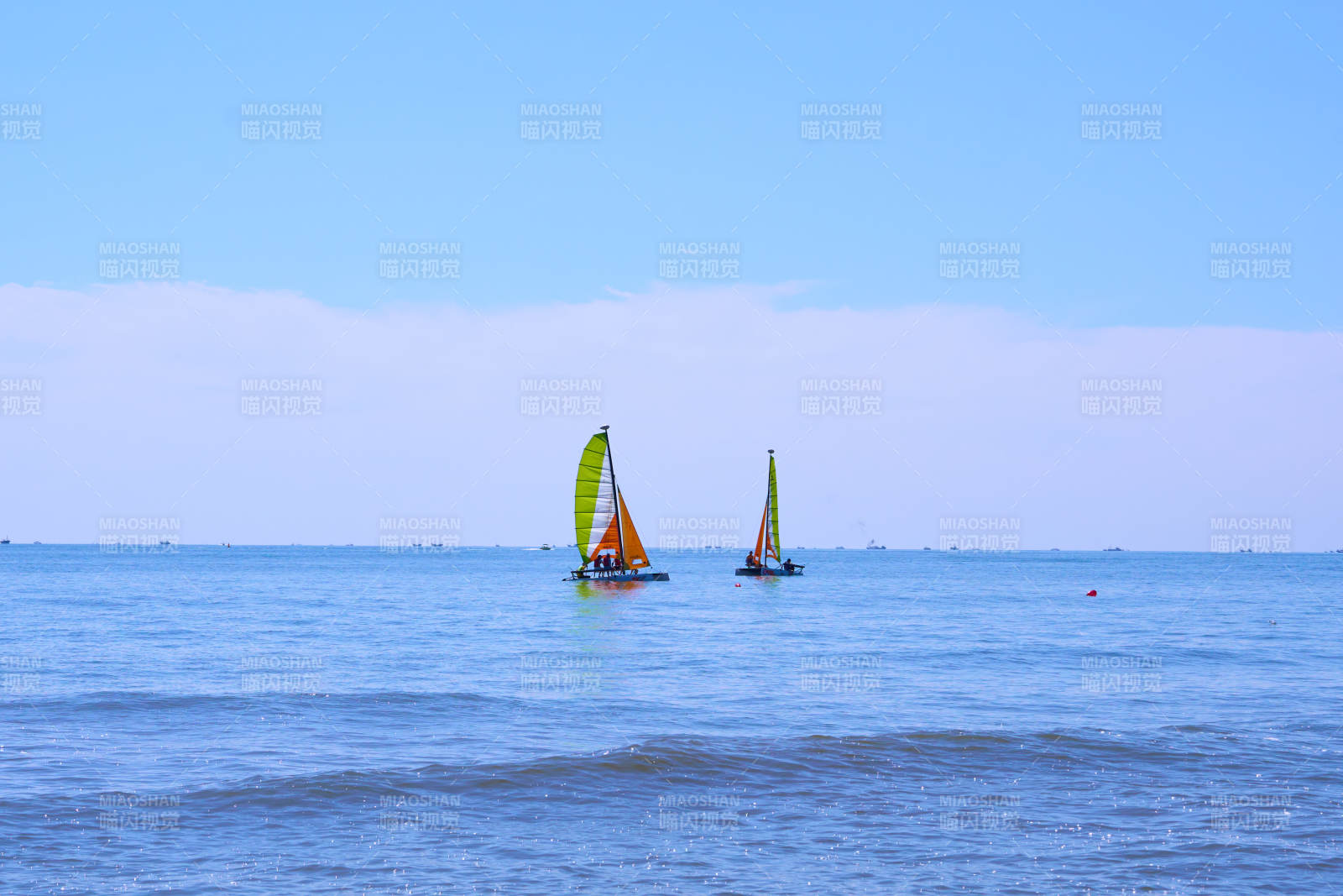 帆船竞速海天一色图片