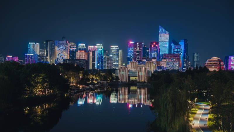 杭州钱江新城CBD夜景城市倒影图片