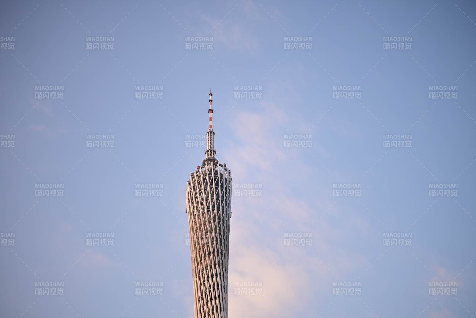 广州塔仰拍图片