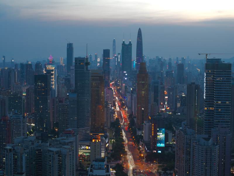 深圳城市夜景璀璨灯火图片