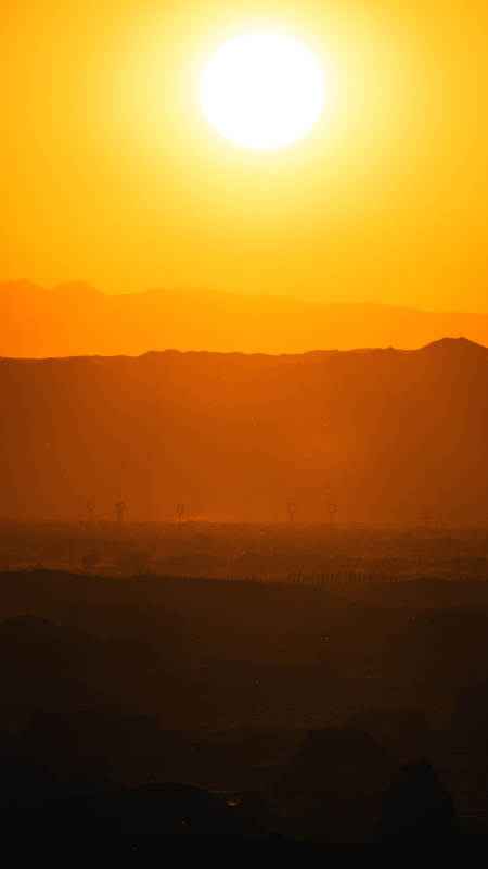 夕阳山河图图片