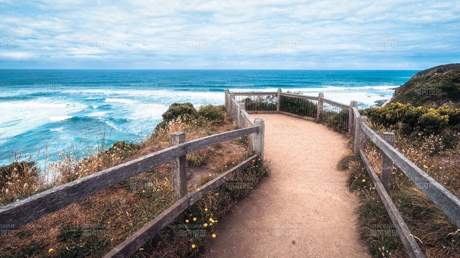 澳洲大洋路沿途海岸步道风光图片