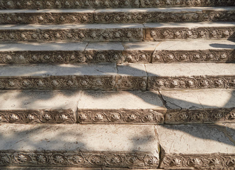 北京先农坛内观耕台石雕台阶特写图片