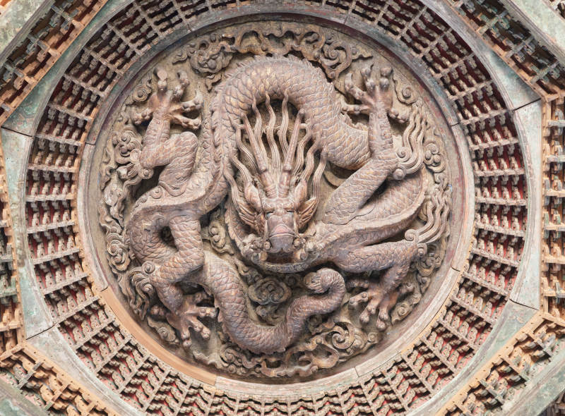 北京先农坛拜殿内盘龙藻井图片