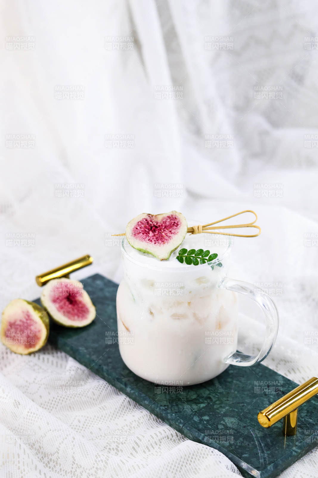 无花果奶昔饮品图片