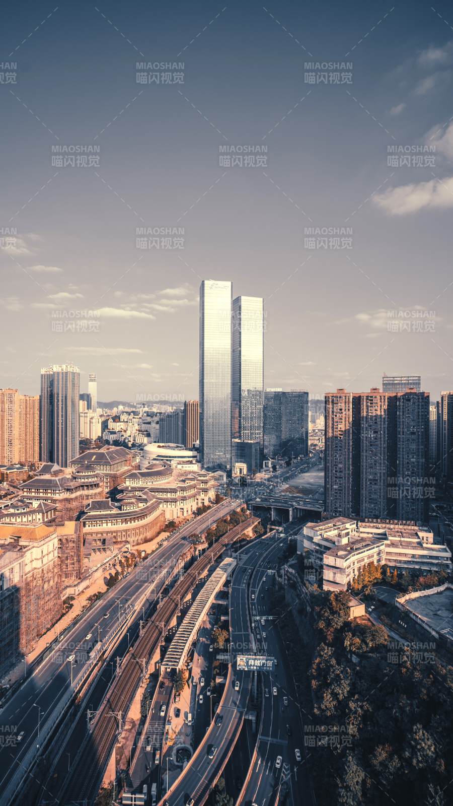 城市天际线电影色调图片