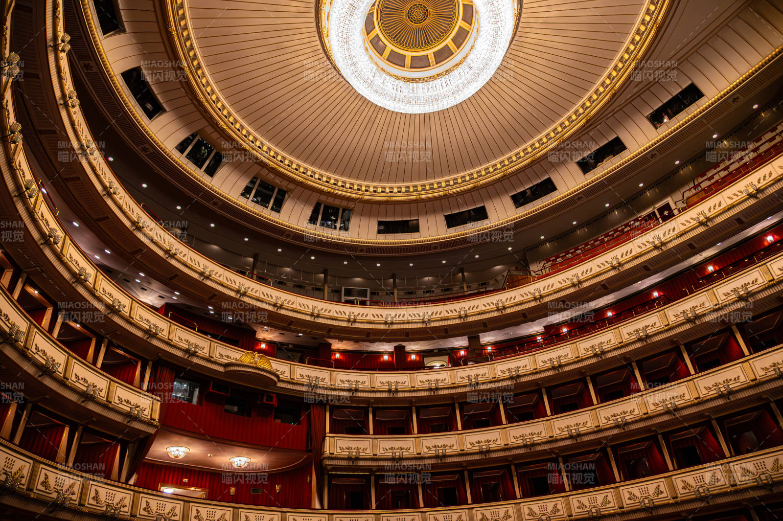 宏伟剧院穹顶（维也纳大剧院）图片