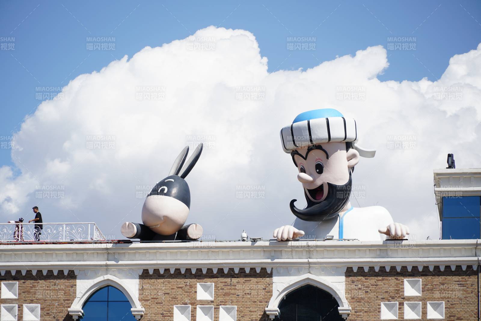 兔八哥与大胡子图片