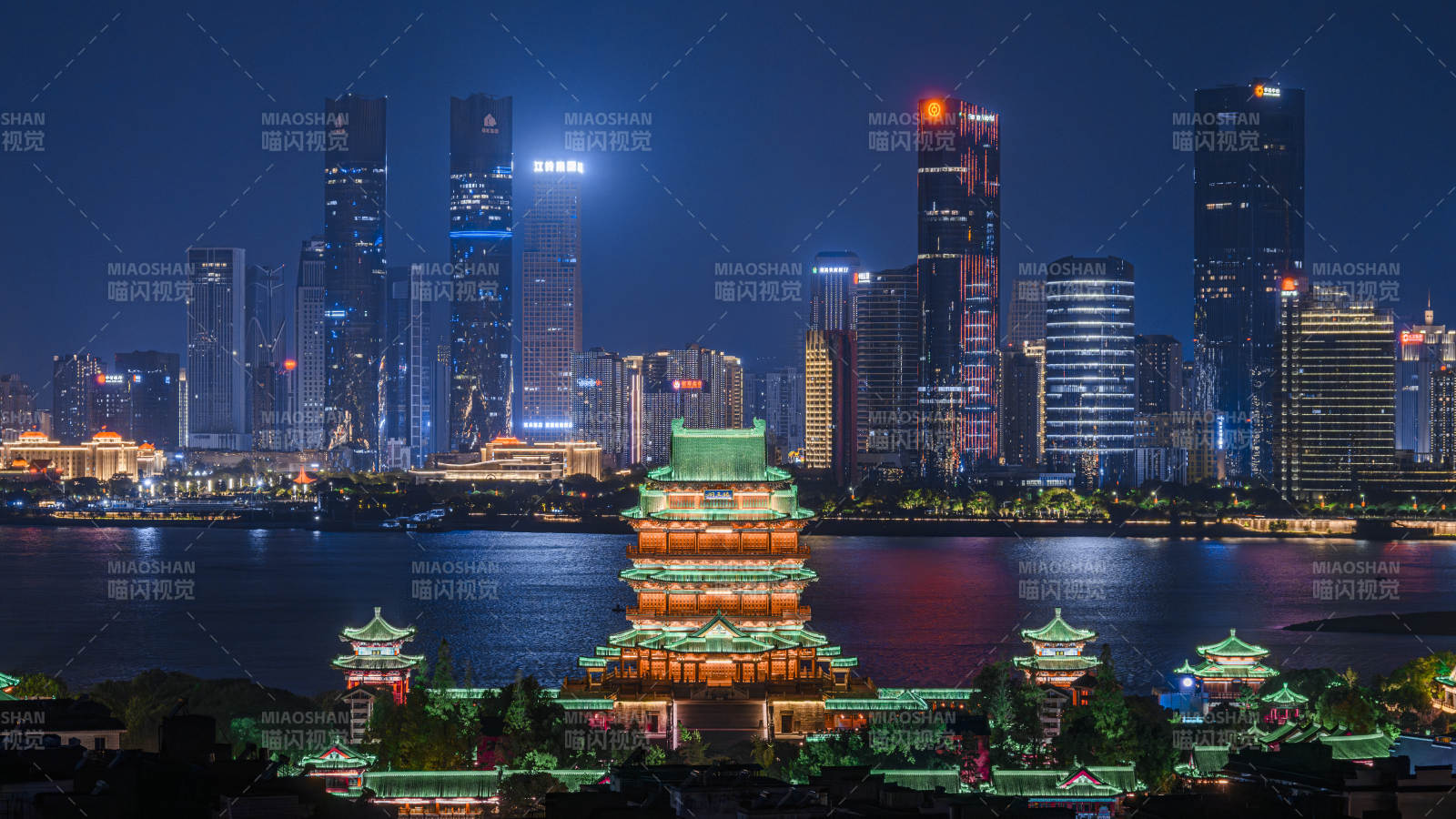 南昌滕王阁夜景城市风光图片