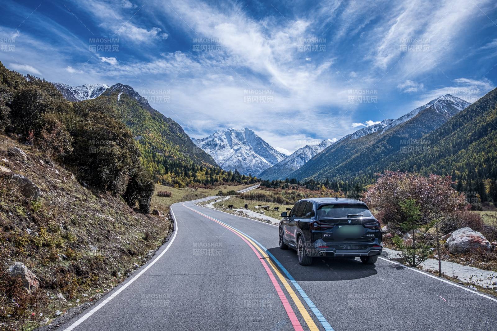 亚拉雪山风景区图片