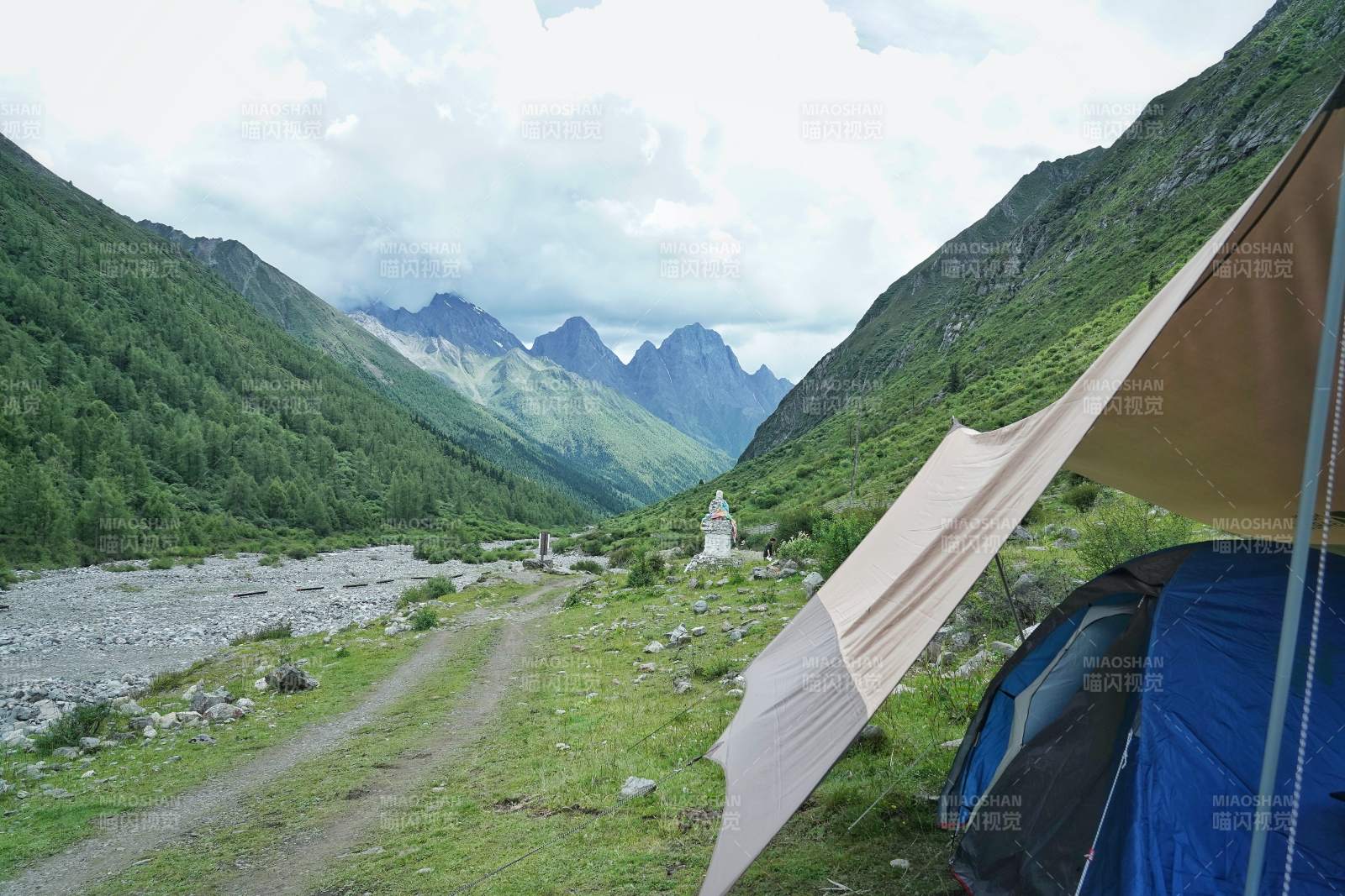 杰斯冰川露营图片