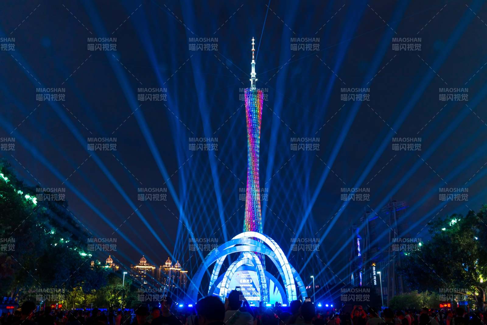 广州塔夜景灯光秀图片
