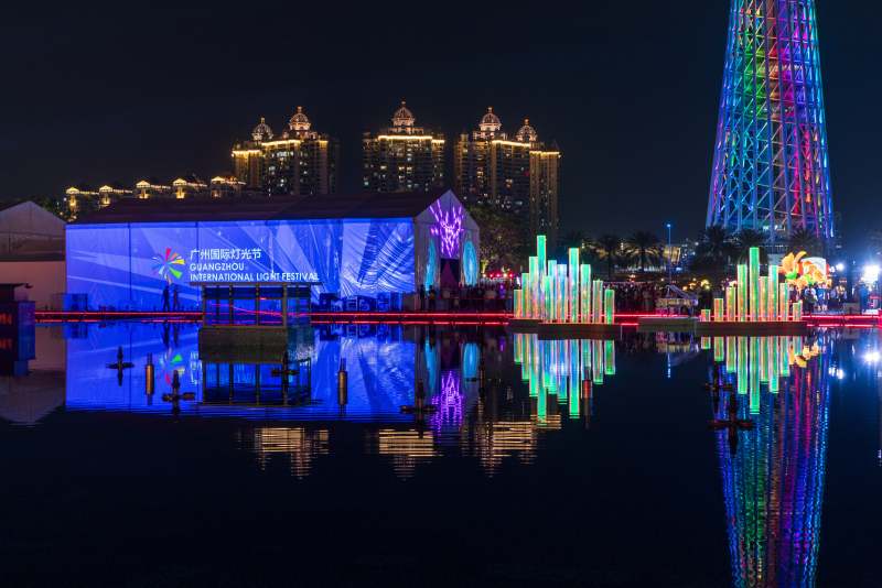 广州夜色中的灯光盛宴图片
