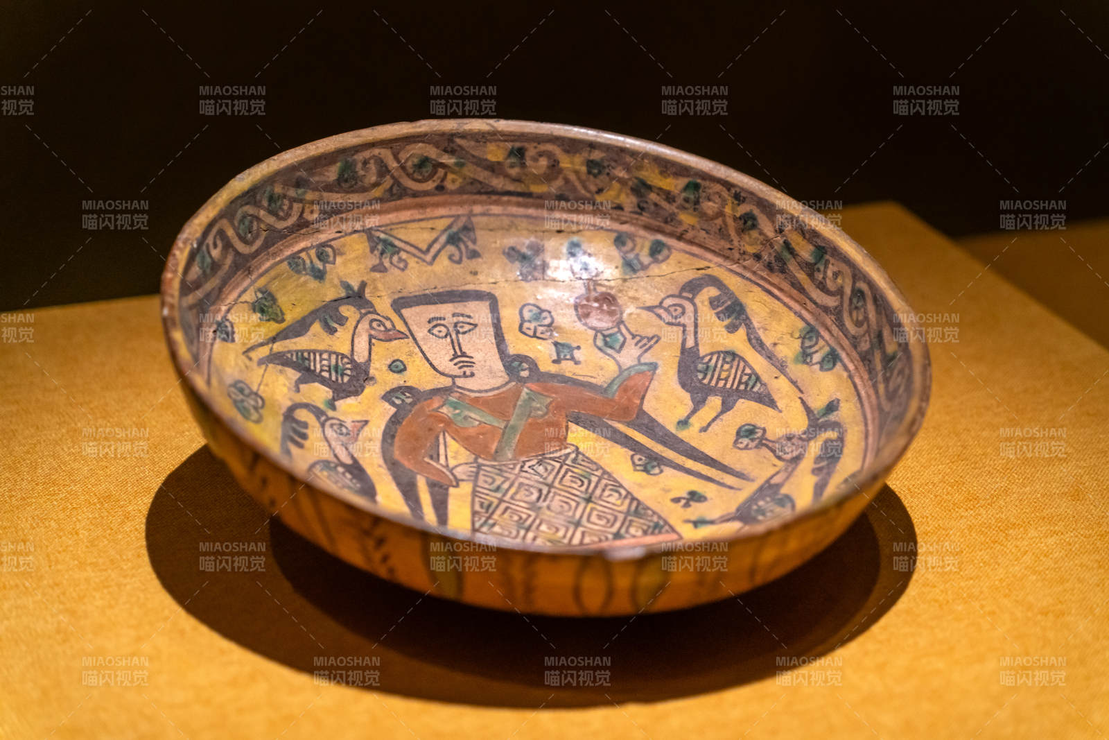 伊朗古波斯内沙布尔风格陶碗图片