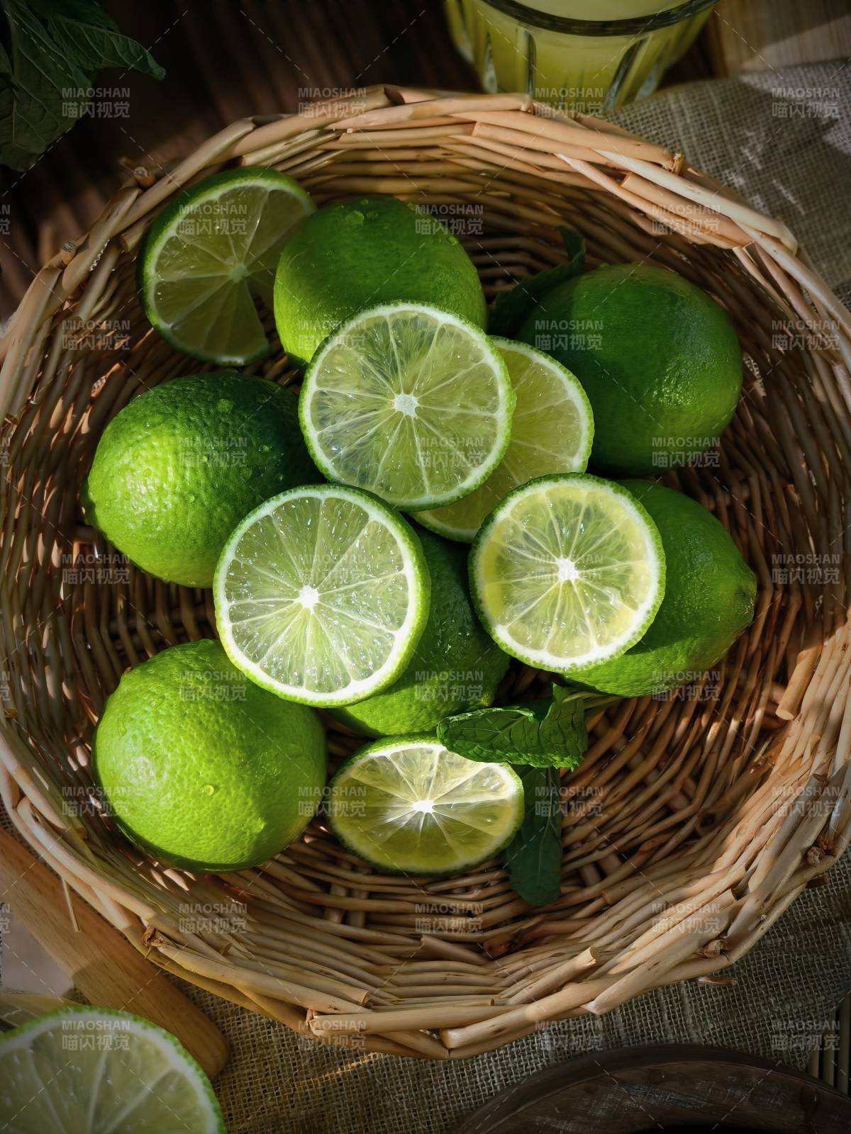 青柠篮中鲜切图片