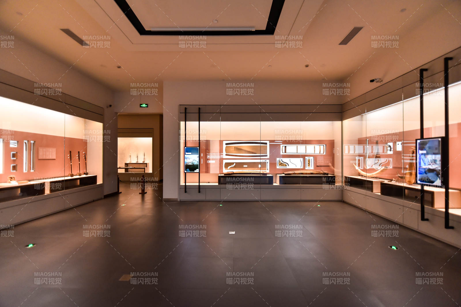 博物馆展厅内部图片