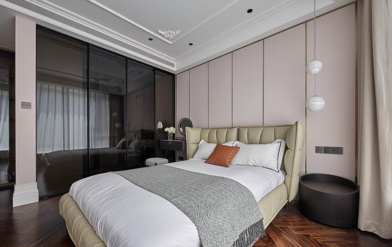 现代简约卧室设计图片