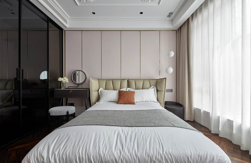 现代简约卧室设计图片