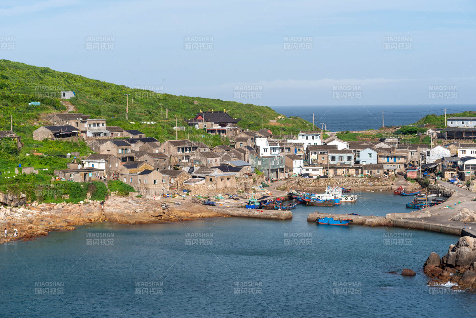 渔山岛渔村港湾风光图片