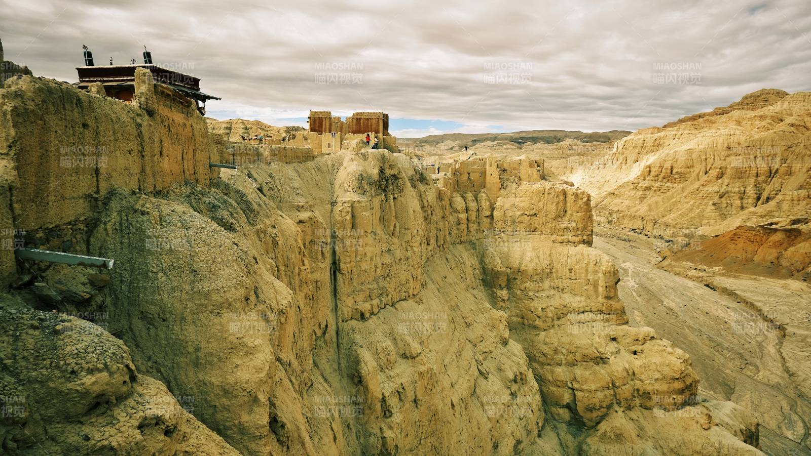 古格王朝的风景图片
