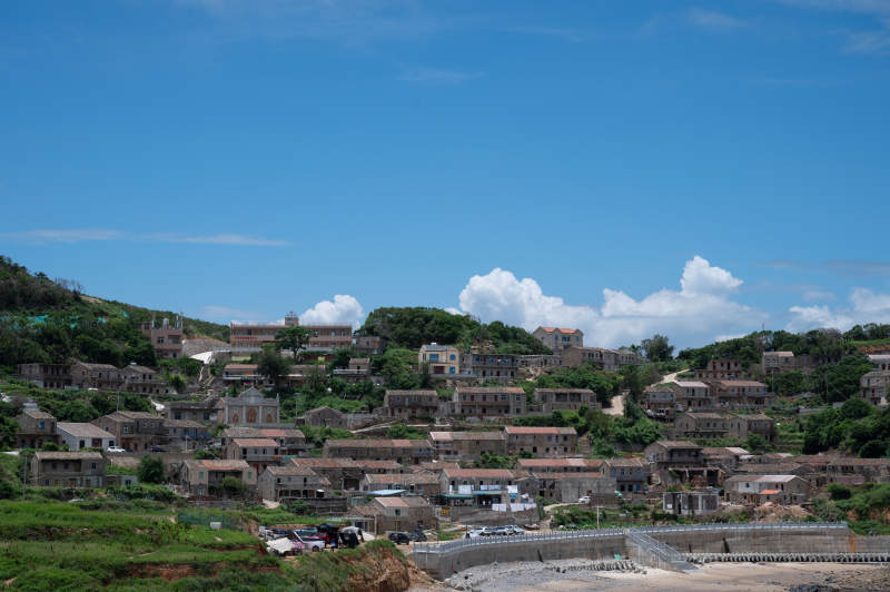 山间村落风光图片