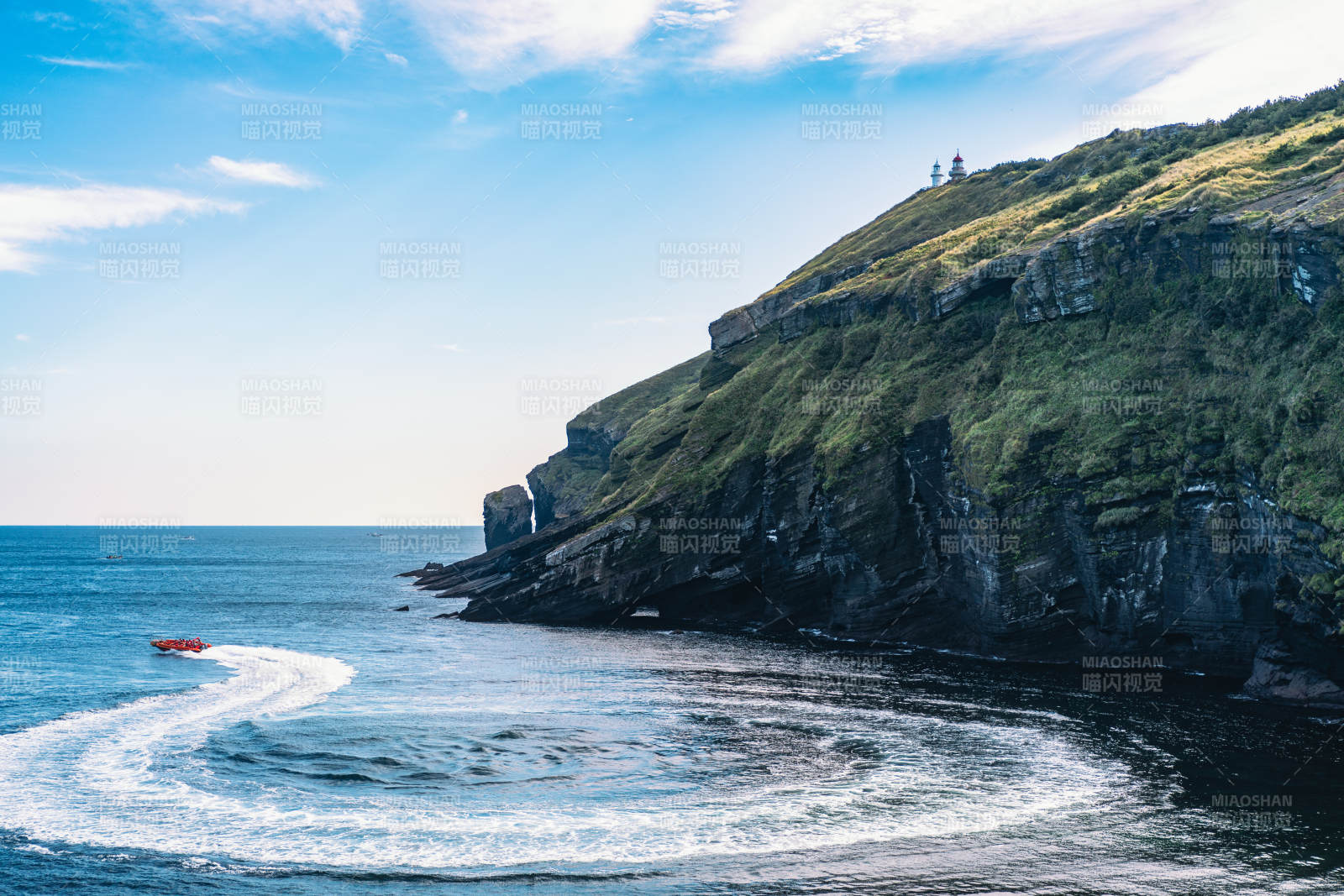 韩国济州牛岛牛头峰快艇图片