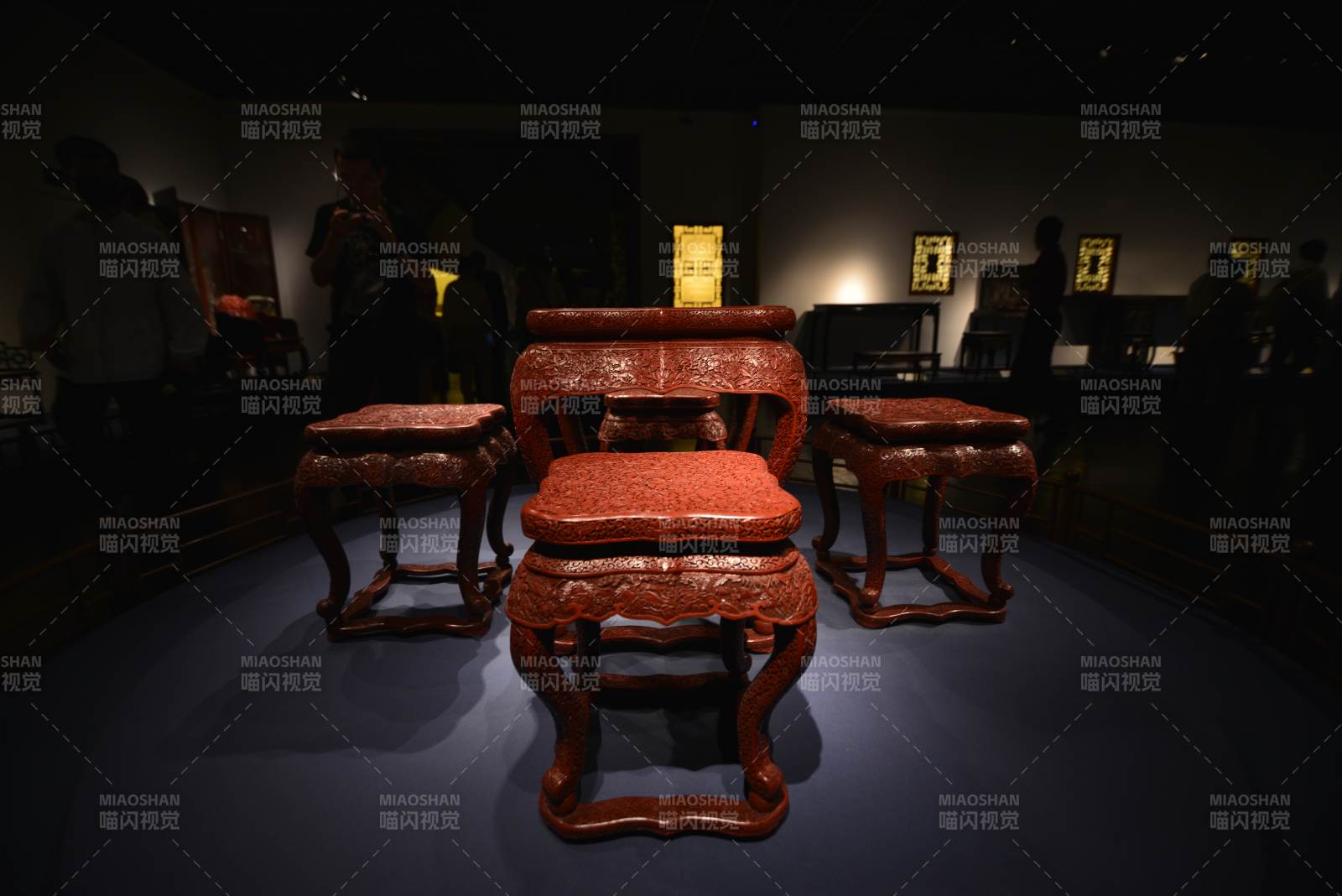 红木家具展陈图片