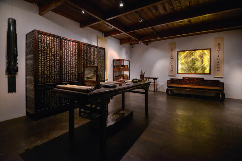 古韵书斋静谧雅致图片