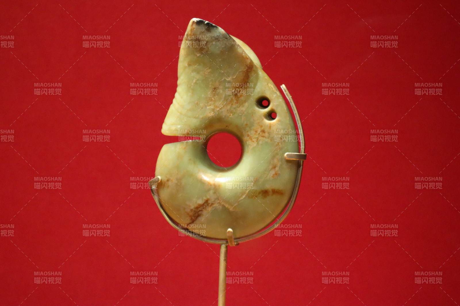 史前 玉玦龙图片