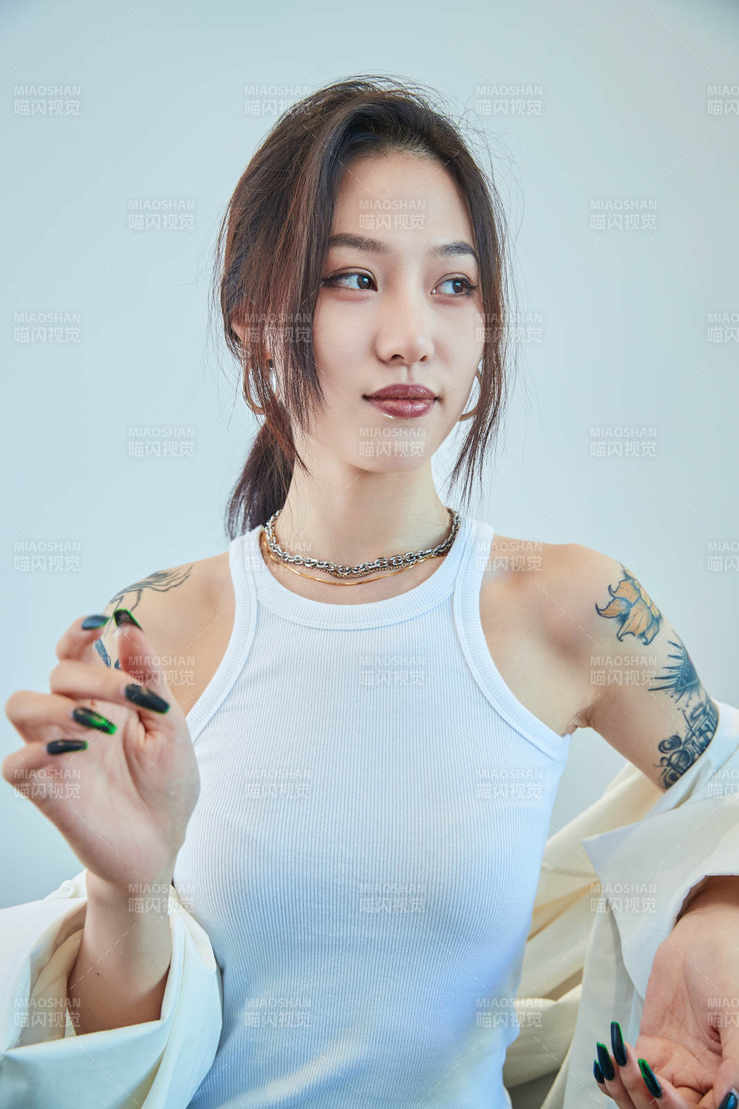 酷酷的欧美风亚洲少少女图片