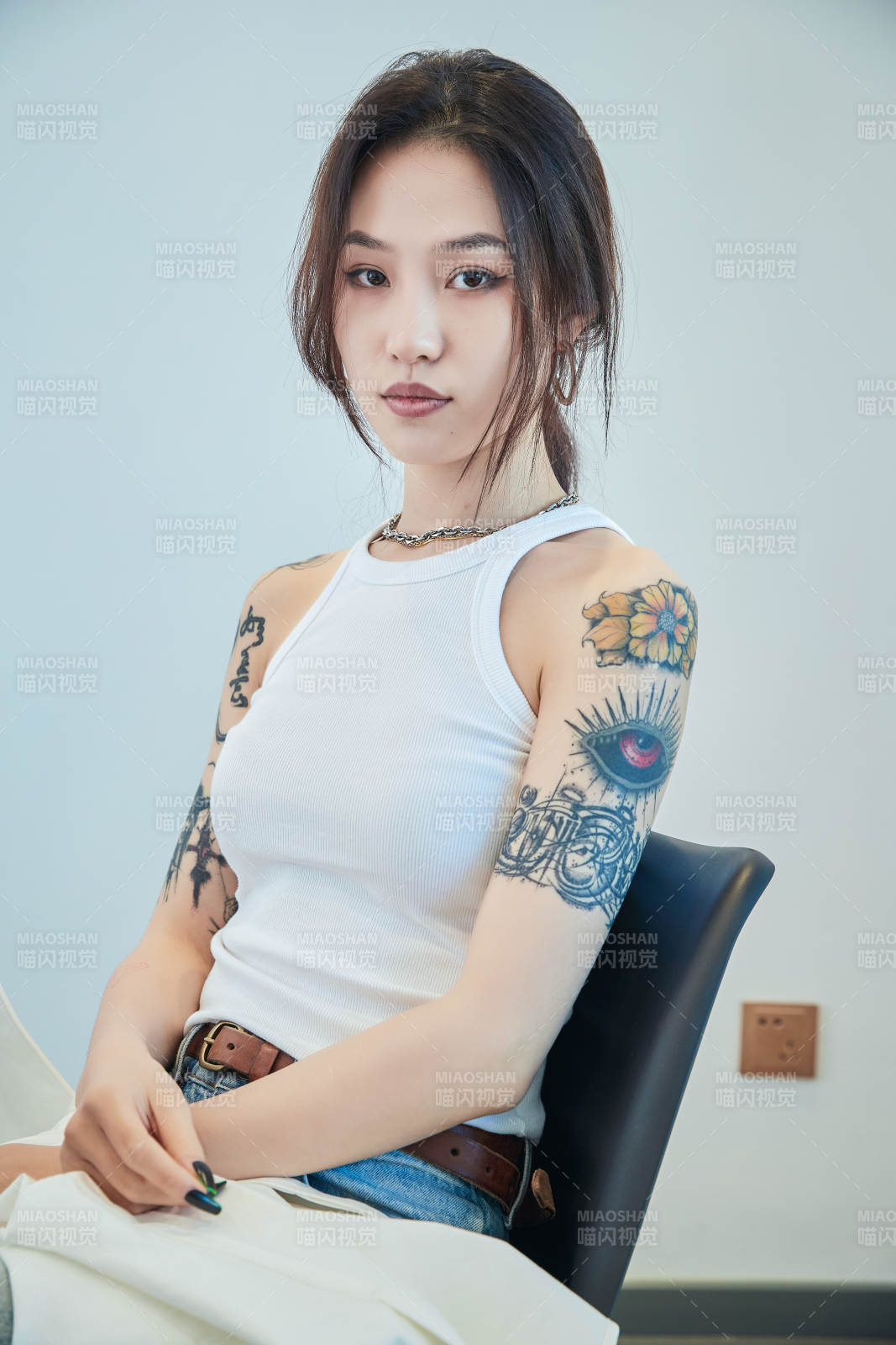 酷酷的欧美风亚洲少少女图片