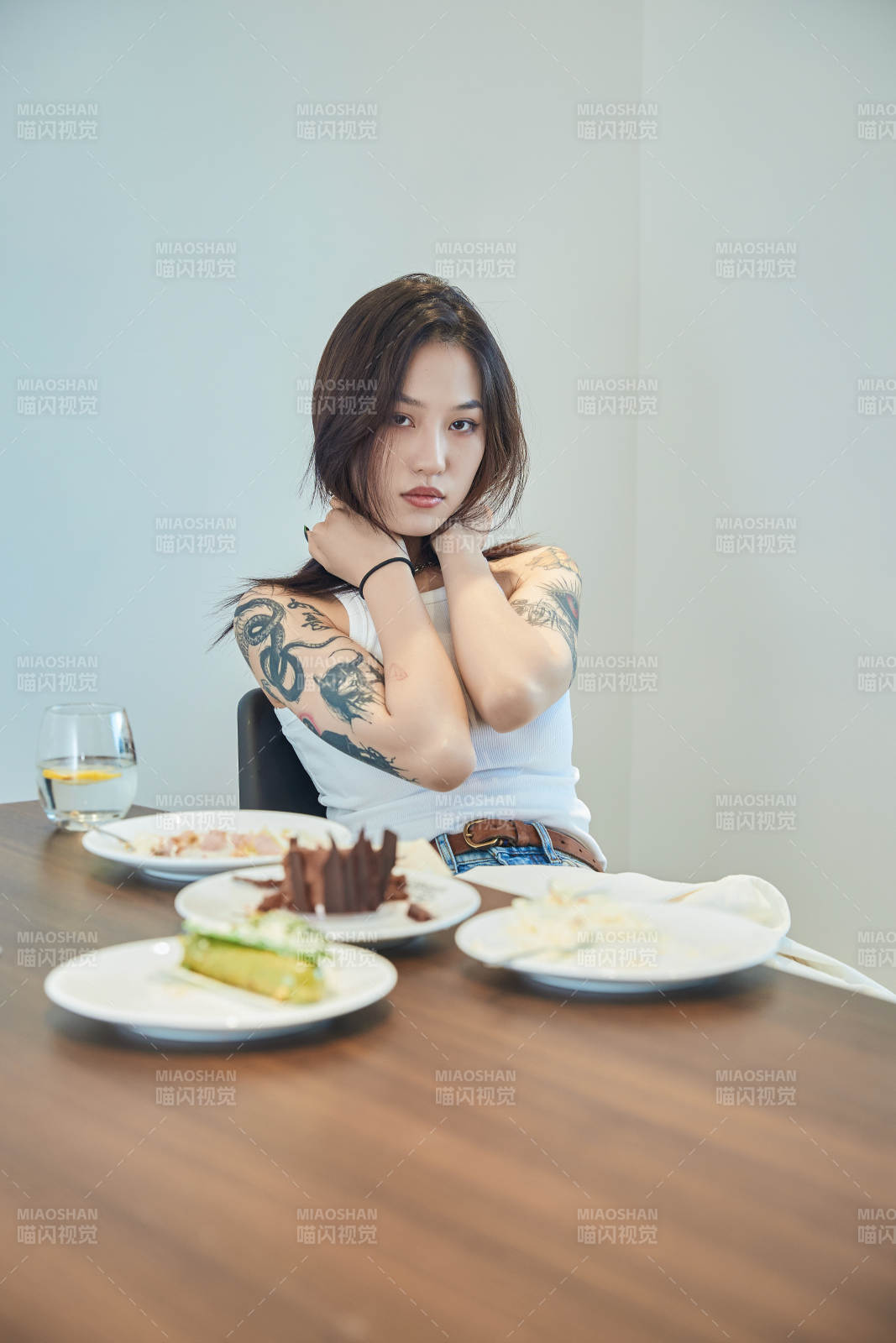 酷酷的欧美风亚洲少少女图片