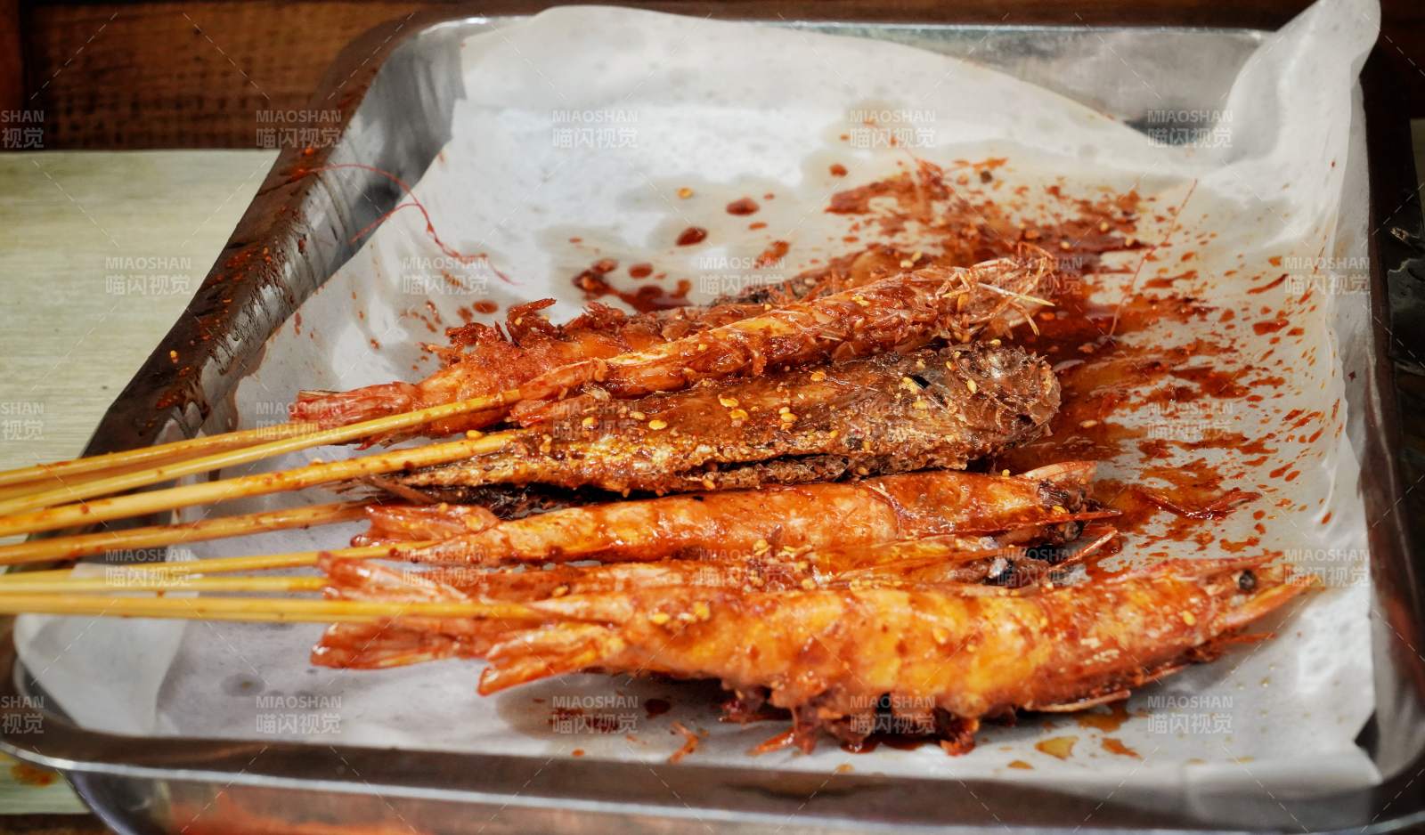 烤虾串美味诱人图片