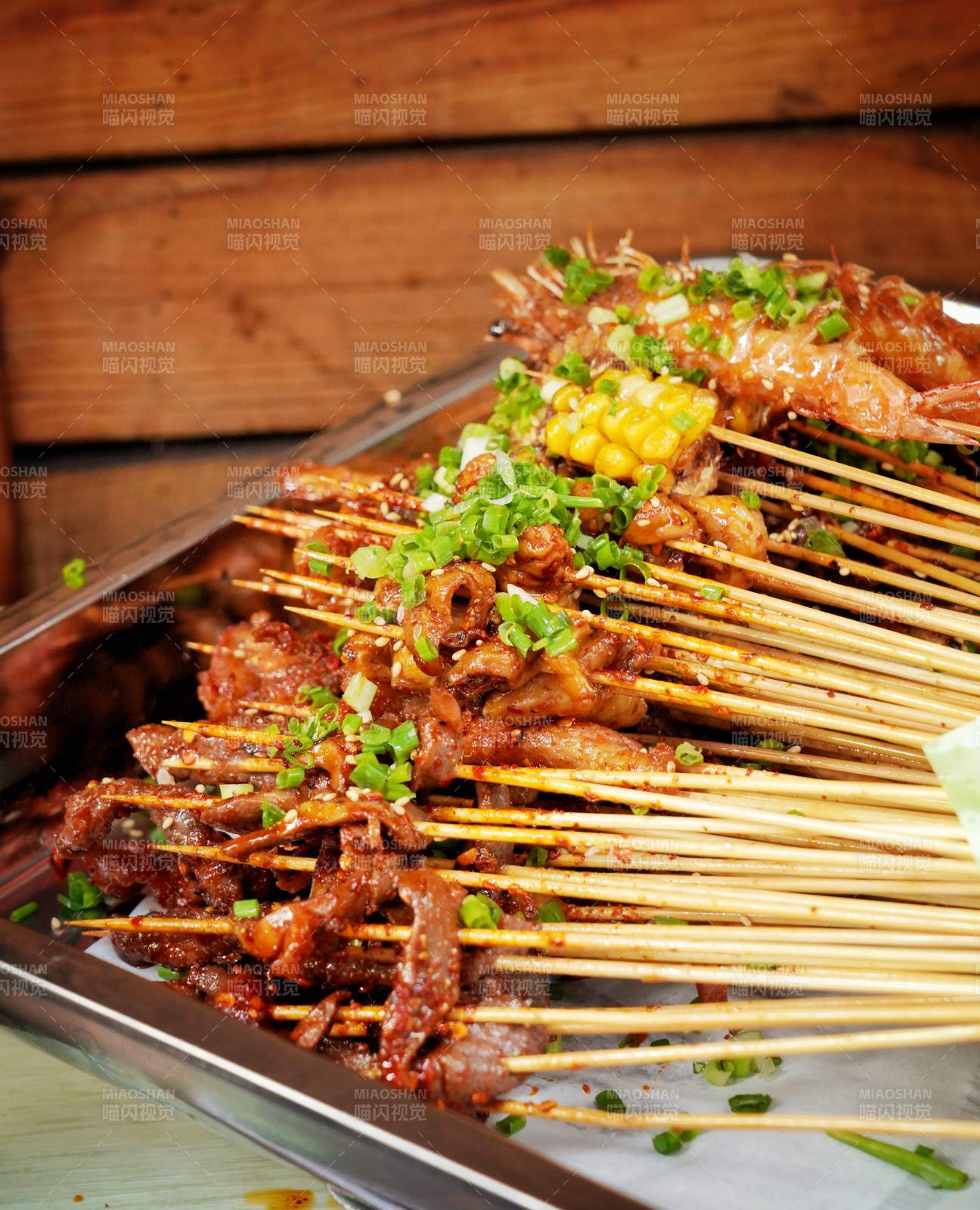 美味烤串拼盘图片