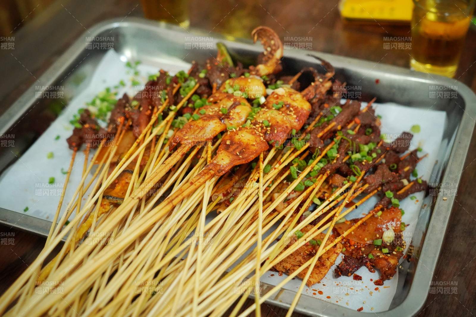 美味烤串拼盘图片