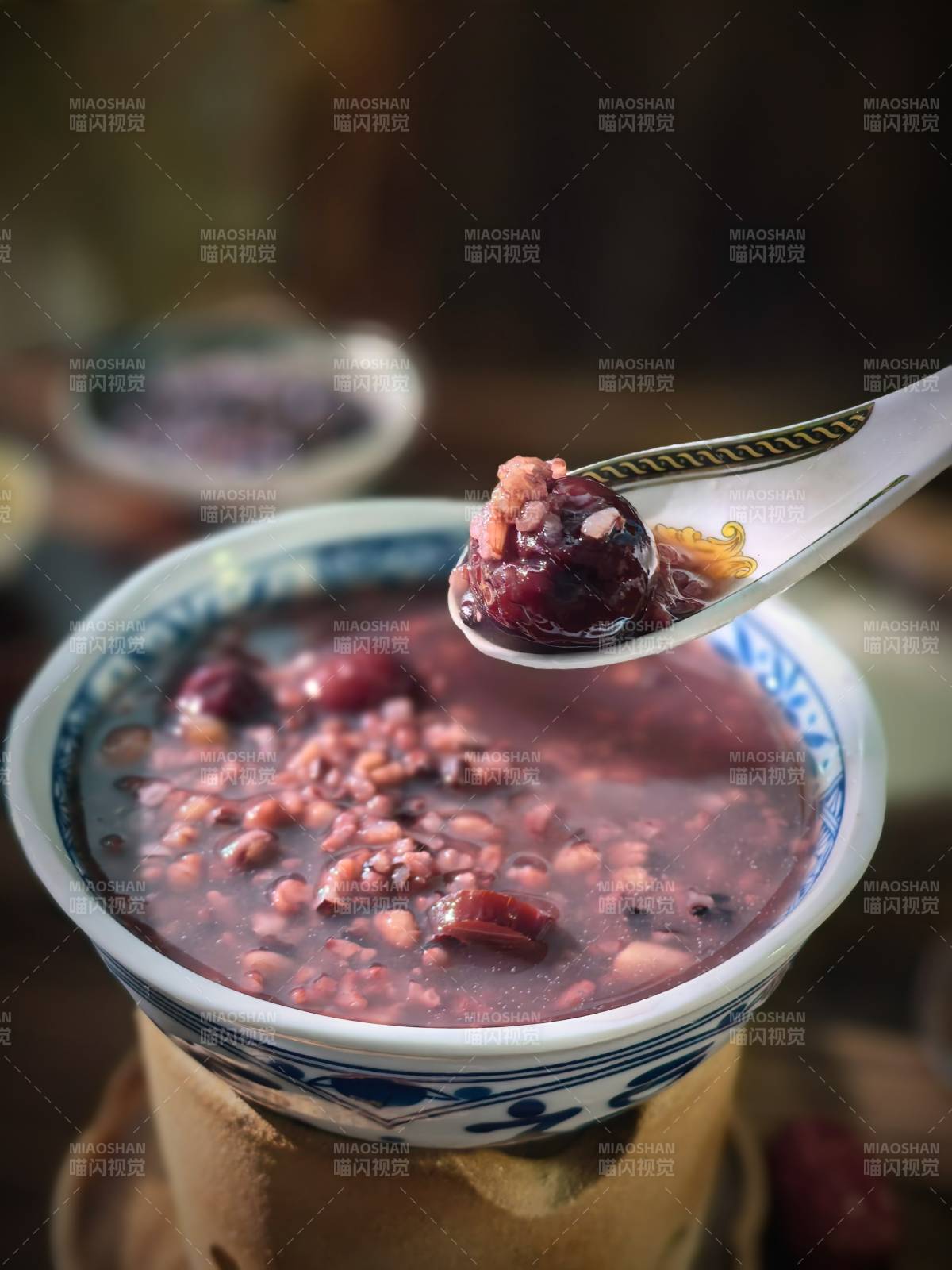红豆粥特写图片