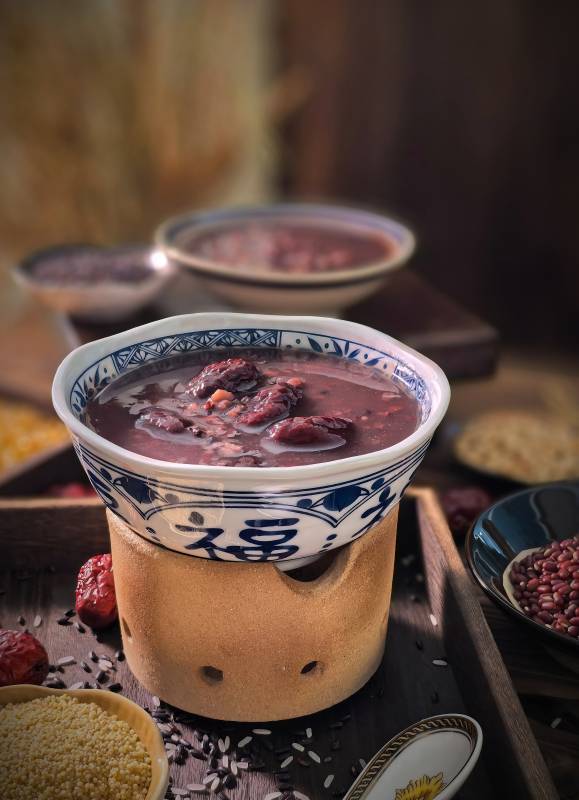 红豆粥香浓诱人图片