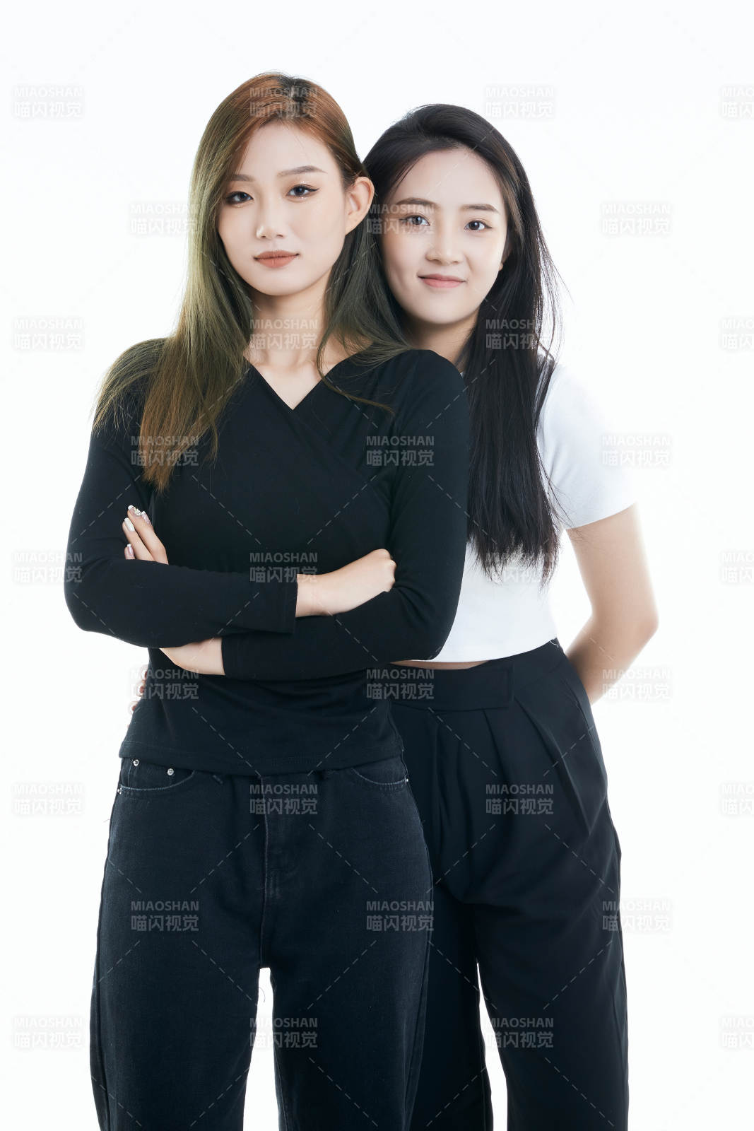 可爱的亚洲闺蜜少女图片