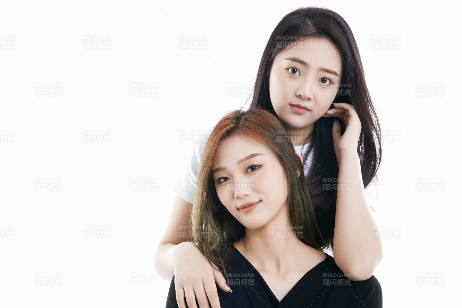 可爱的亚洲闺蜜少女图片