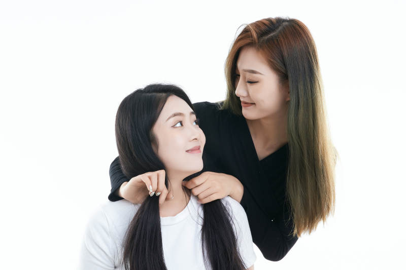 可爱的亚洲闺蜜少女图片