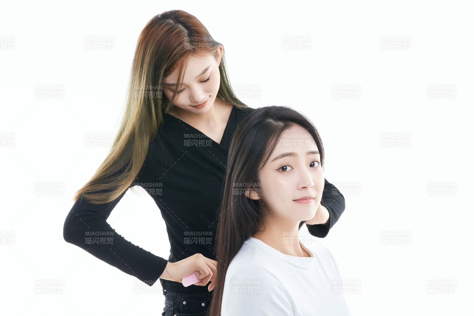 可爱的亚洲闺蜜少女图片